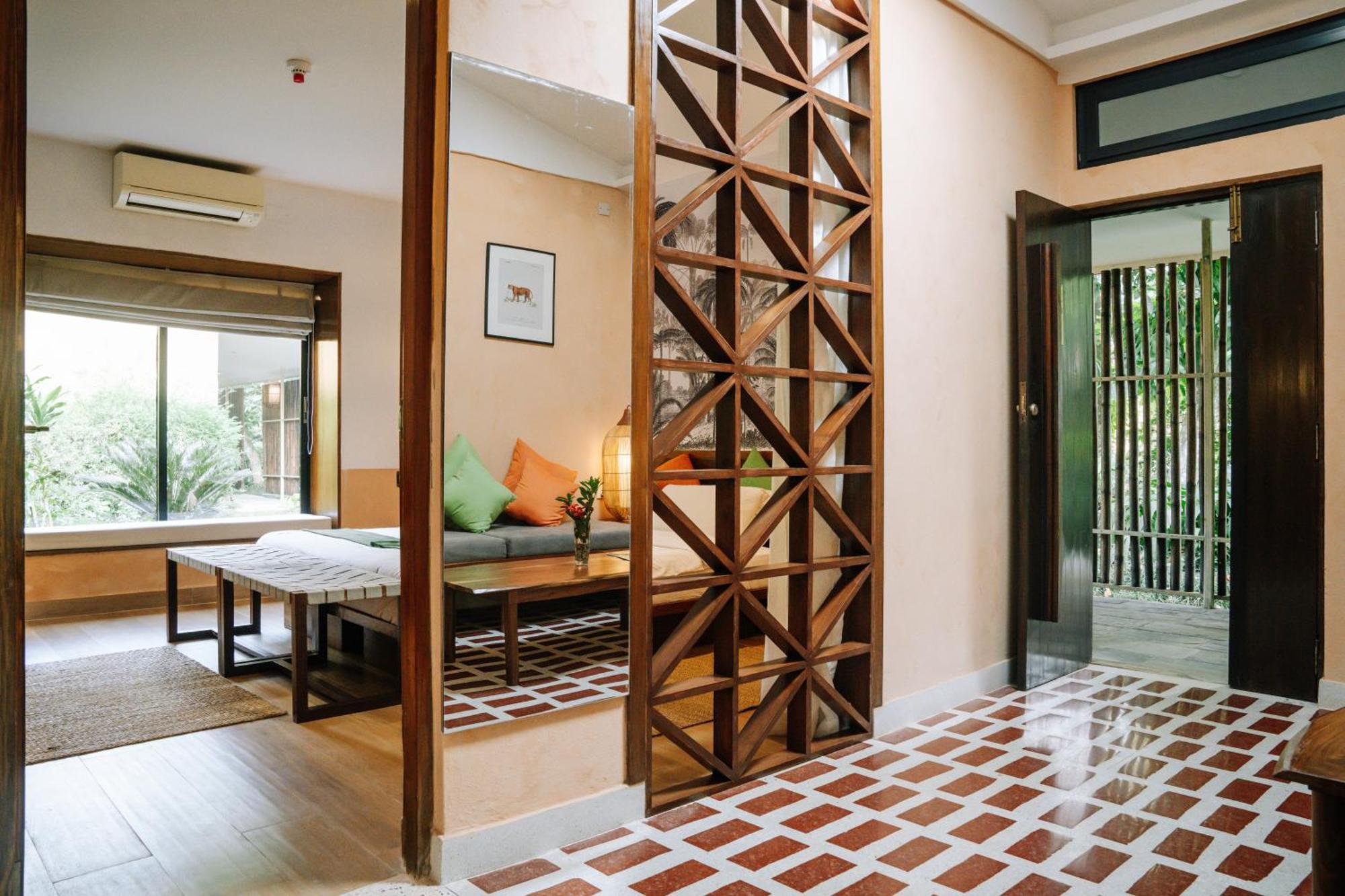 Kasara Chitwan Hotel Patlahara Luaran gambar