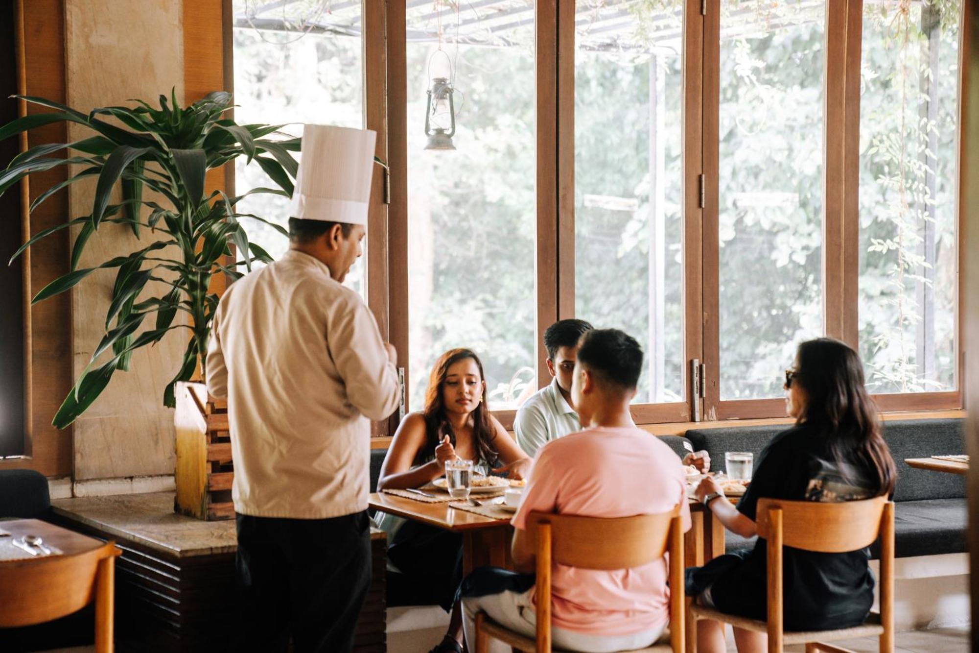 Kasara Chitwan Hotel Patlahara Luaran gambar
